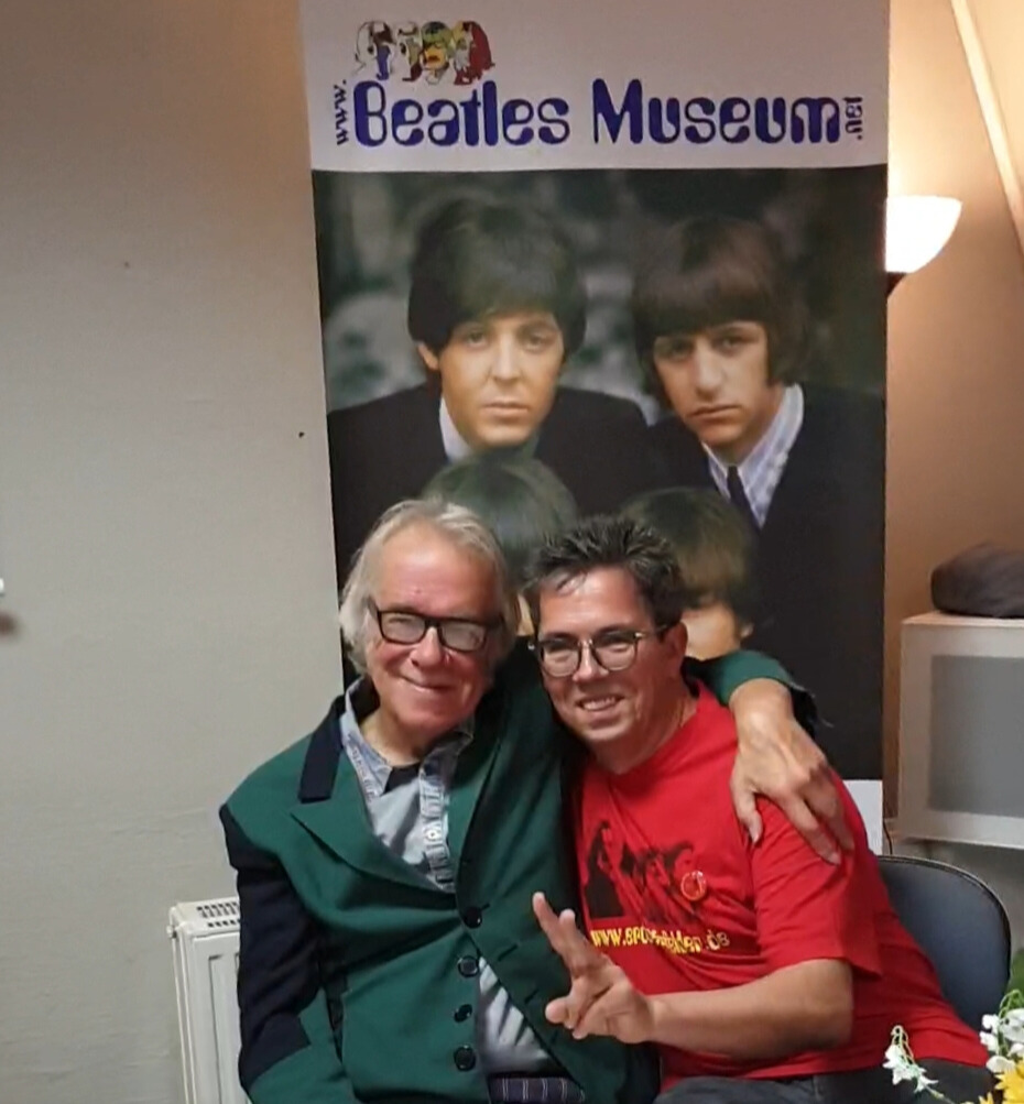 Foto: Ralf Grote traf Tony Bramwell vor fast genau 5 Jahren im Beatles Museum in Halle (Saale)